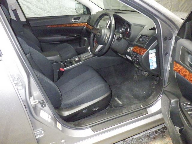 SUBARU LEGACY 2010