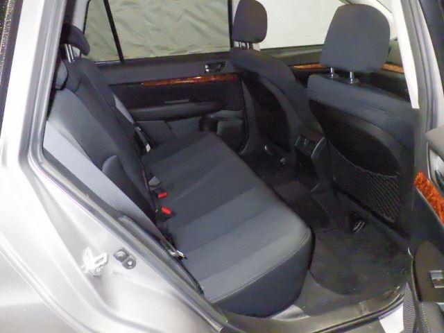 SUBARU LEGACY 2010