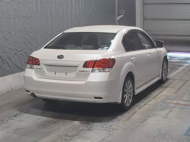 SUBARU LEGACY B4 2012