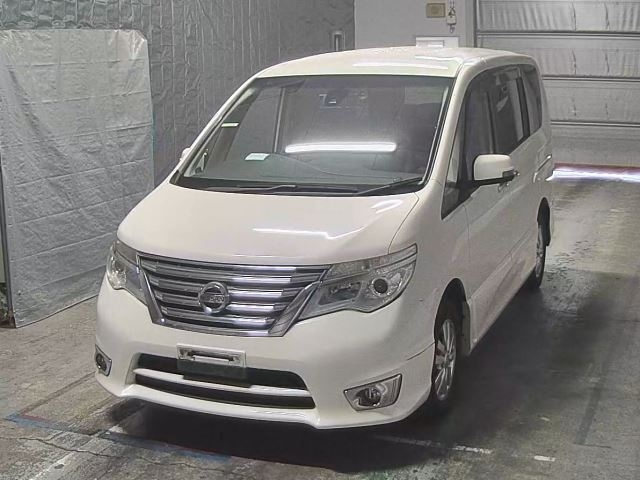 NISSAN SERENA 2015