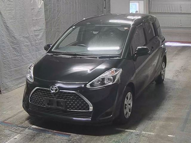 TOYOTA SIENTA 2018