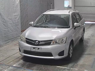 TOYOTA COROLLA FIELDER 2013