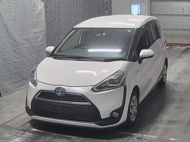 TOYOTA SIENTA 2018