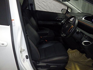 TOYOTA SIENTA 2018