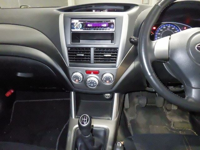 SUBARU FORESTER 2010