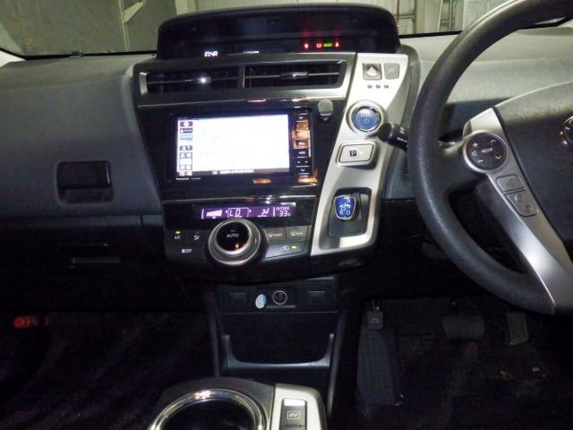 TOYOTA PRIUS ALPHA 2020