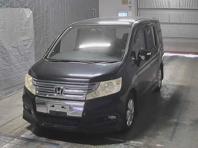 HONDA STEP WAGON 2010