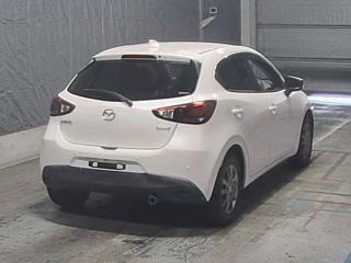 MAZDA DEMIO 2018