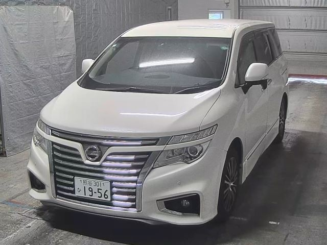 NISSAN ELGRAND 2015