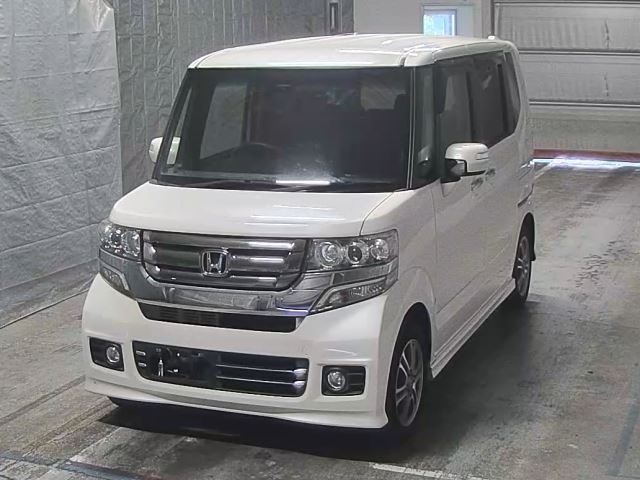 HONDA N BOX 2017