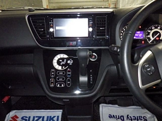 NISSAN DAYZ ROOX 2015