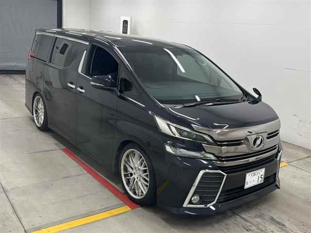 TOYOTA VELLFIRE 2015