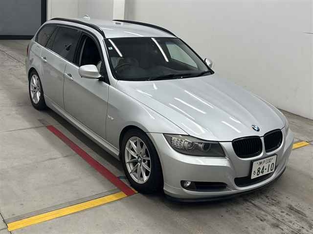BMW 3 SERIES 2010