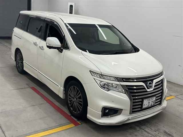 NISSAN ELGRAND 2017