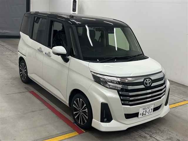 TOYOTA ROOMY 2025