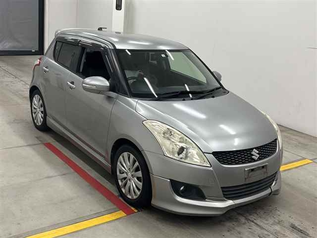 SUZUKI SWIFT 2012