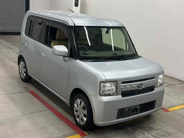 DAIHATSU MOVE CONTE 2013