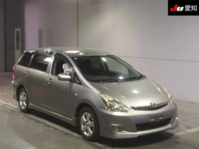 TOYOTA WISH 2008