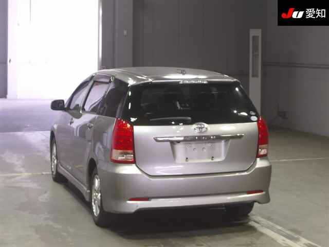 TOYOTA WISH 2008