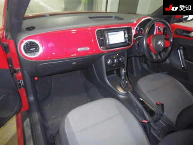 VOLKSWAGEN THE BEETLE 2014