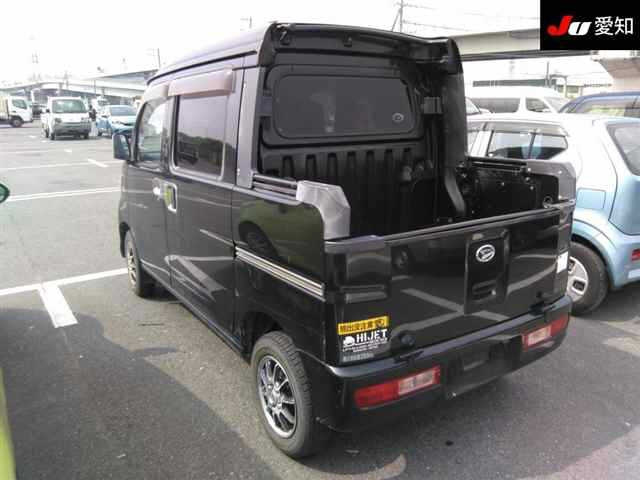 DAIHATSU HIJET VAN 2011