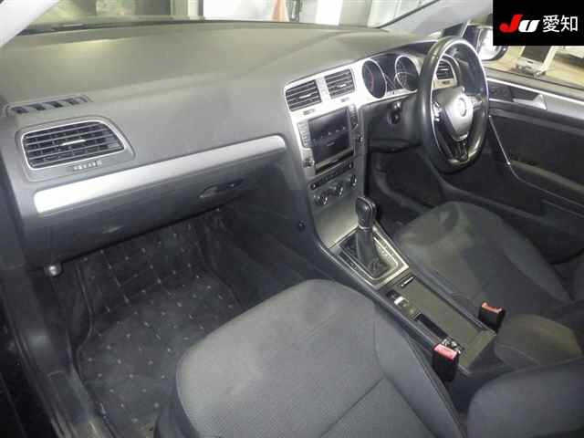 VOLKSWAGEN GOLF 2014