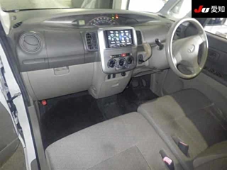 DAIHATSU TANTO 2013