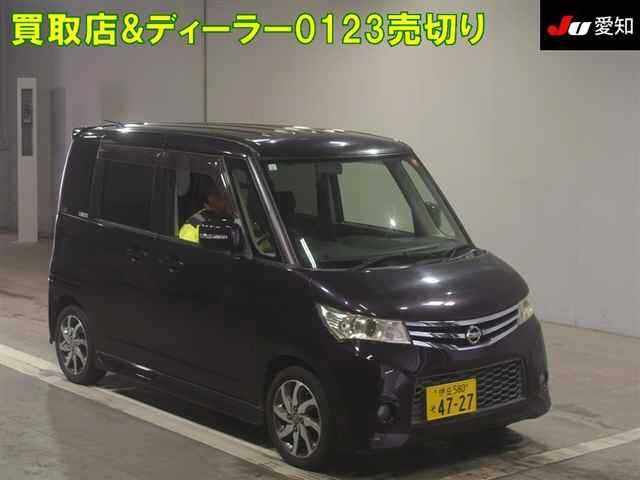 NISSAN ROOX 2011
