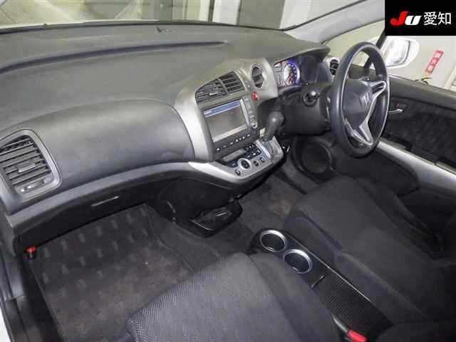 HONDA STREAM 2012