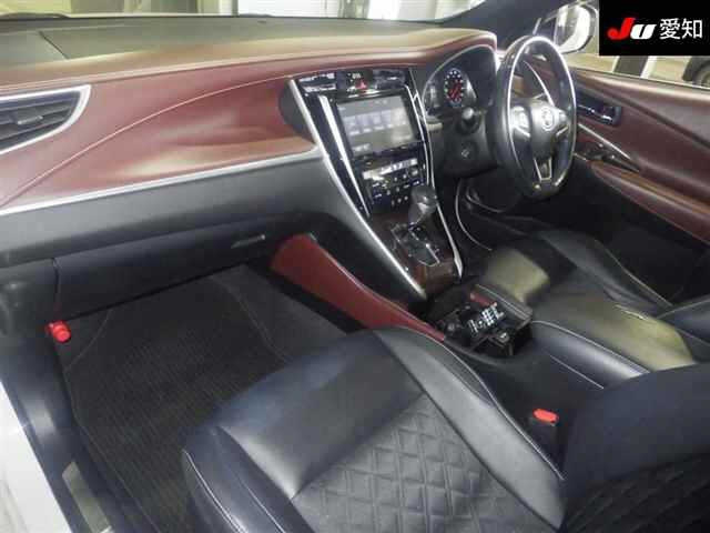 TOYOTA HARRIER 2014