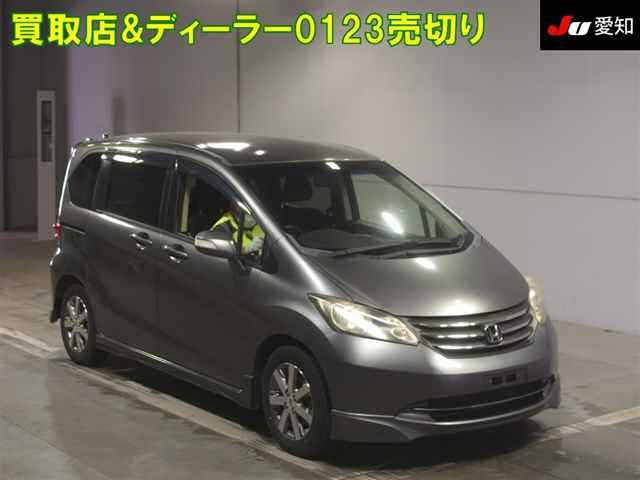 HONDA FREED 2010