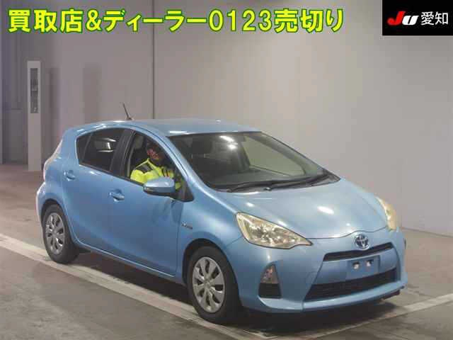 TOYOTA AQUA 2012