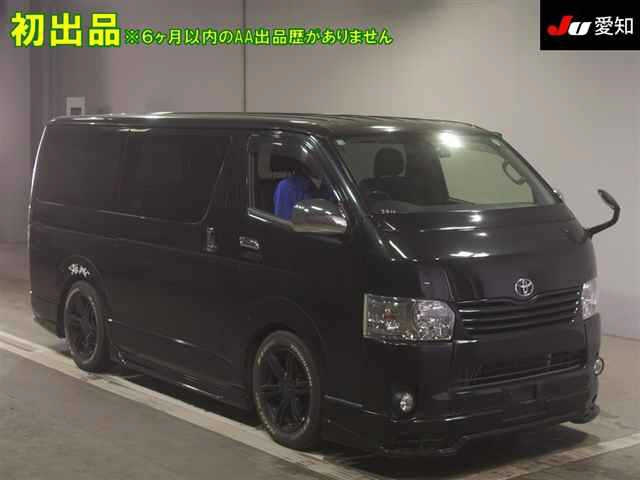 TOYOTA HIACE VAN 2017