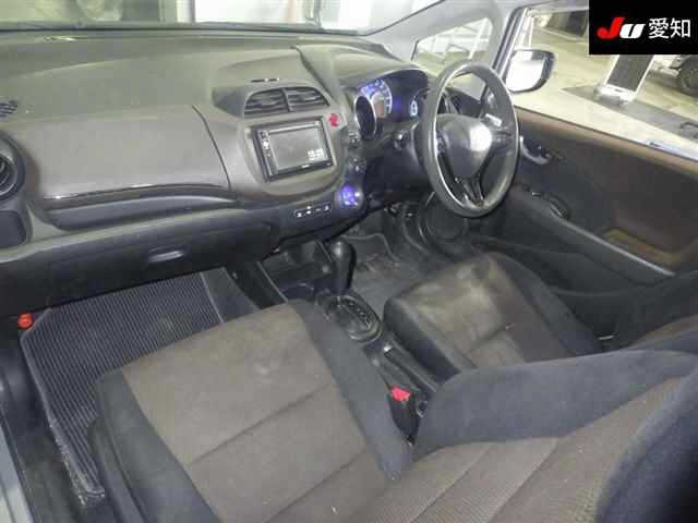 HONDA FIT SHUTTLE 2013