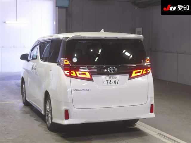 TOYOTA VELLFIRE 2021