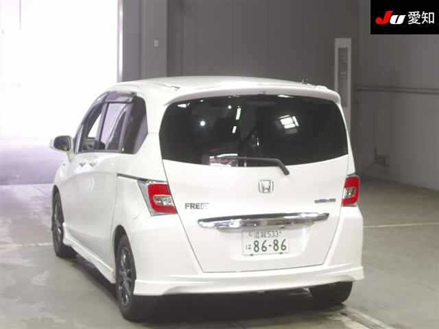 HONDA FREED 2015