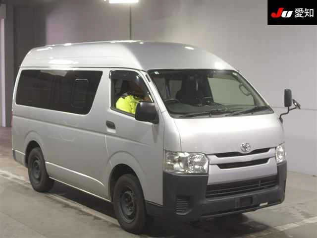 TOYOTA REGIUS ACE VAN 2017