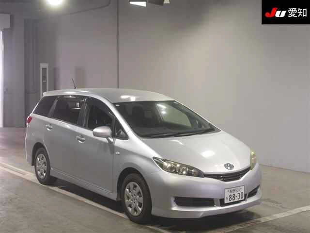 TOYOTA WISH 2011