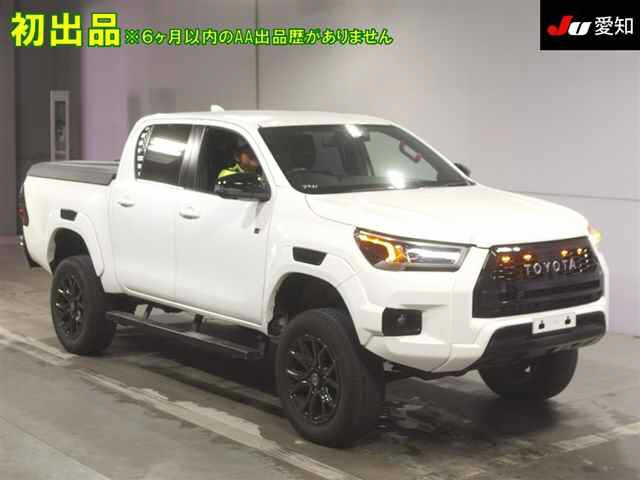 TOYOTA HILUX 2022