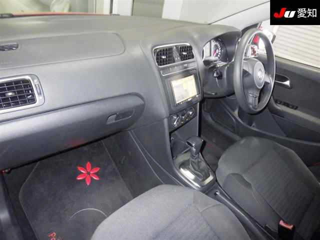 VOLKSWAGEN POLO 2009