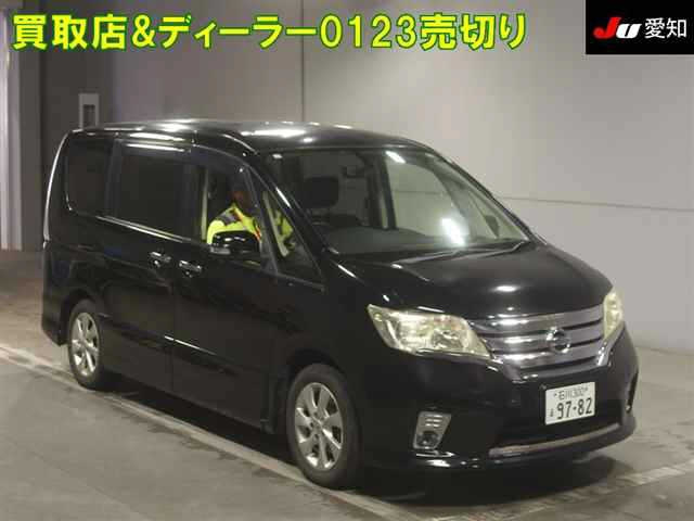 NISSAN SERENA 2011
