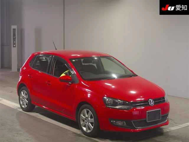 VOLKSWAGEN POLO 2013