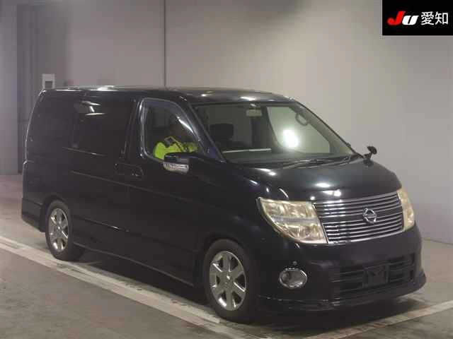 NISSAN ELGRAND 2010