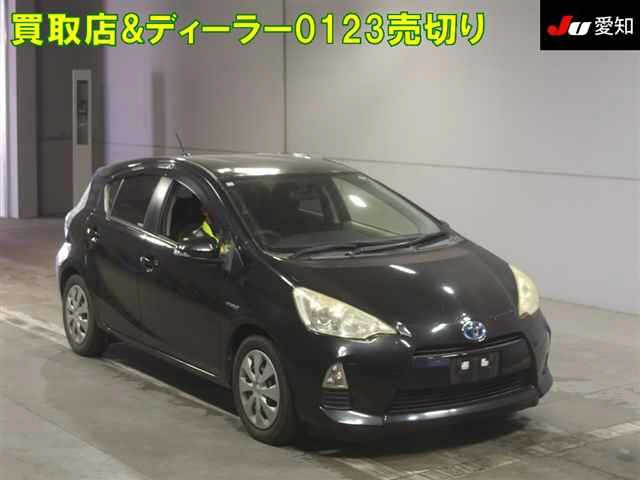 TOYOTA AQUA 2012
