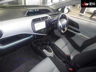 TOYOTA AQUA 2012