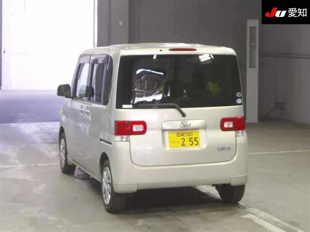 DAIHATSU TANTO 2010