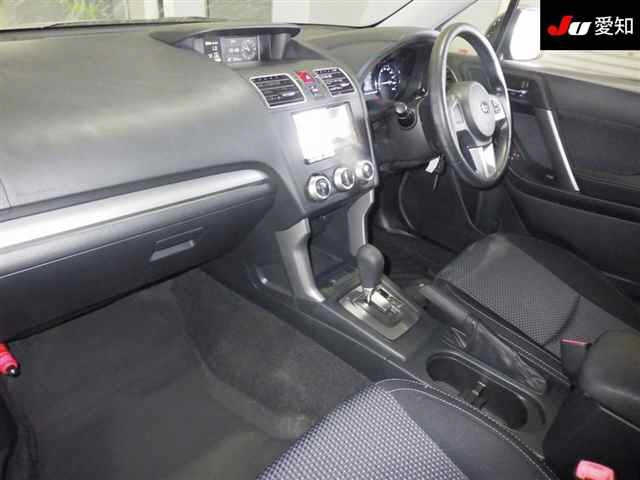 SUBARU FORESTER 2018