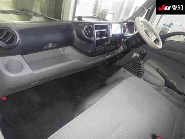 HINO DUTRO 2012