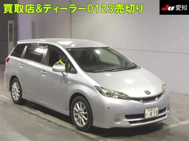 TOYOTA WISH 2009