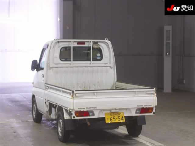NISSAN CLIPPER TRUCK 2009